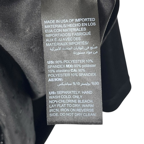 Chico’s Traveler’s Women’s Plus-Sized Black Velour Velvet Embellished Top 20/22 - Picture 7 of 8